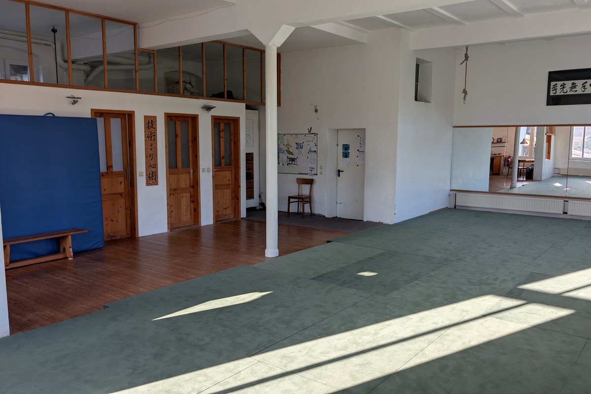 Blick in den Trainingsraum des Dojos